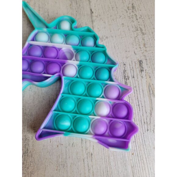 Unicorn pop it purple blue silicone toy figure fidget - Picture 7 of 8